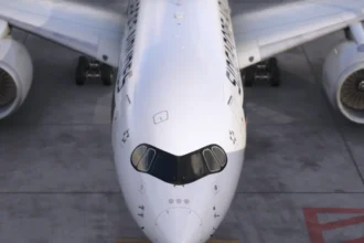 A350 Stream Deck : Flight Panels lance ses profils et AeroLense pour l'avion d'iniBuilds