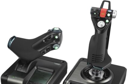 Saitek X52 Pro, le HOTAS Logitech pour Flight Simulator
